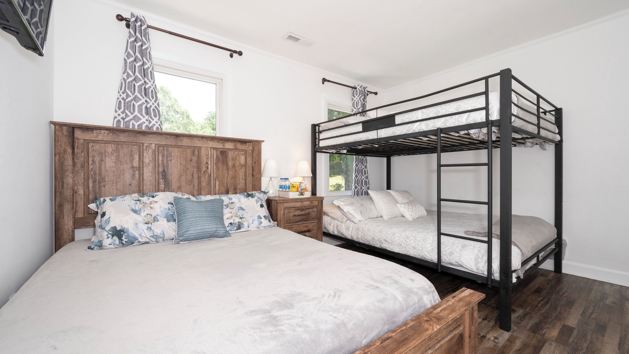 Photo of Bedroom in Kernersville