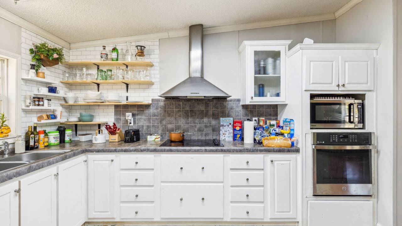 Photo of Kitchen in Olivia