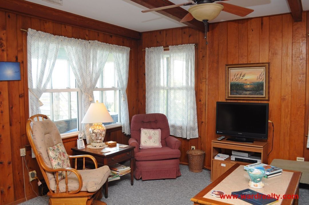 Photo of Livingroom in Topsail Beach