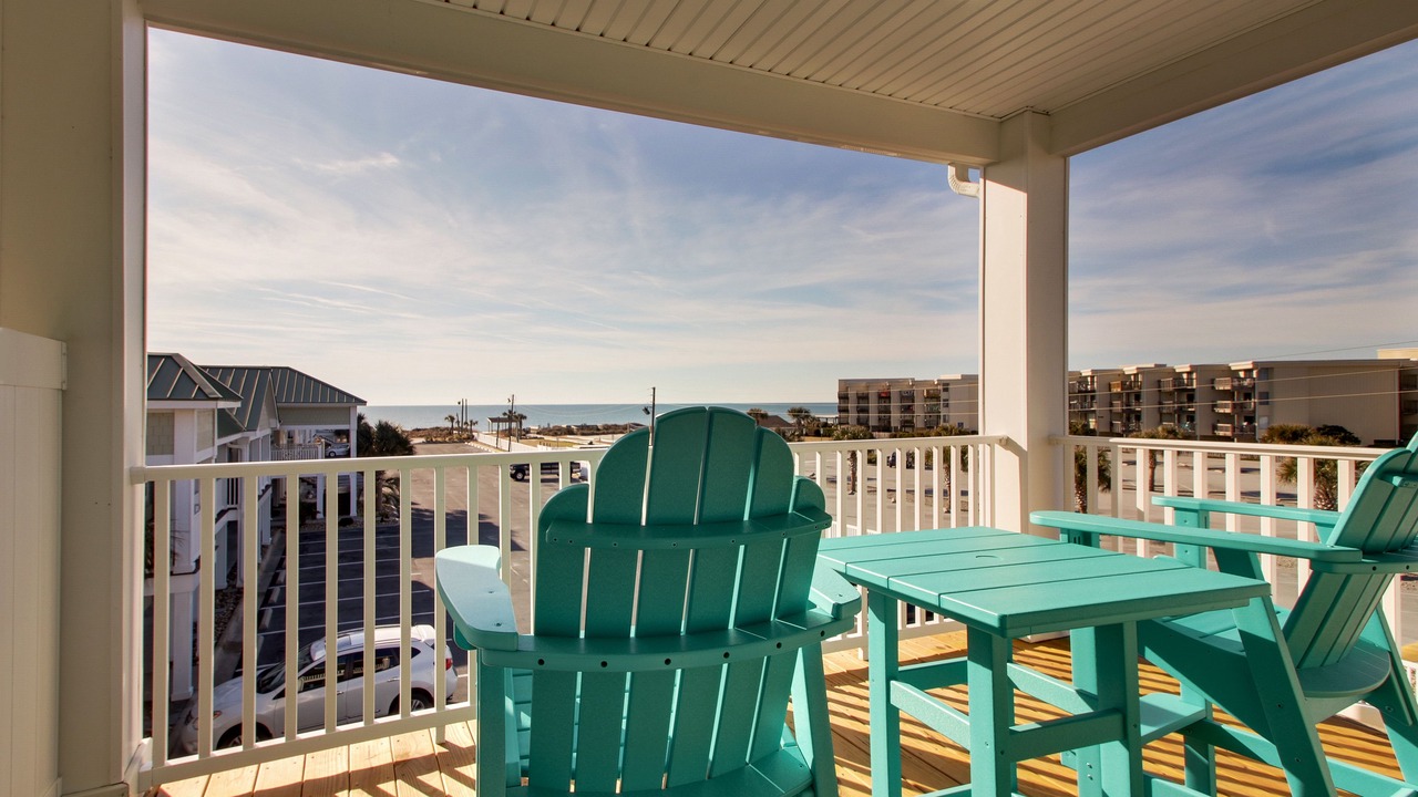 Photo of Patio Balcony in Emerald Isle