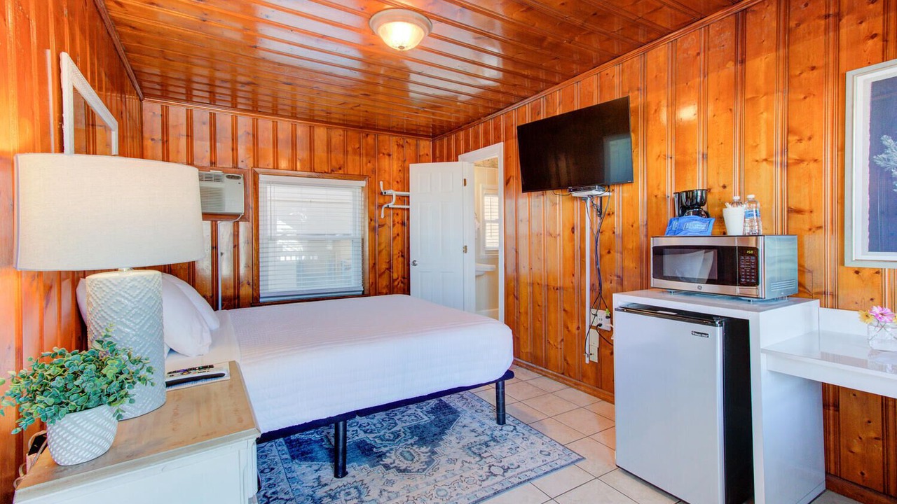 Photo of Bedroom in Carolina Beach