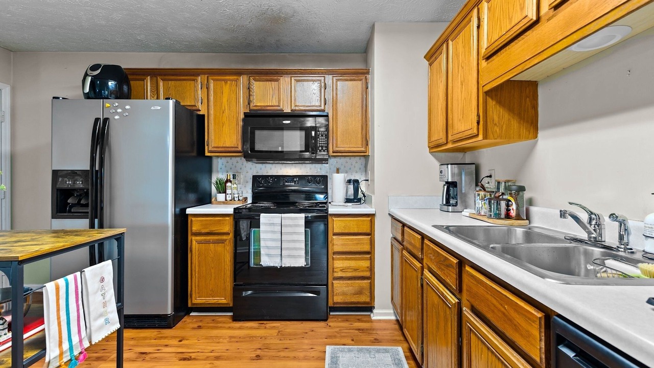 Photo of Kitchen in Pine Forest