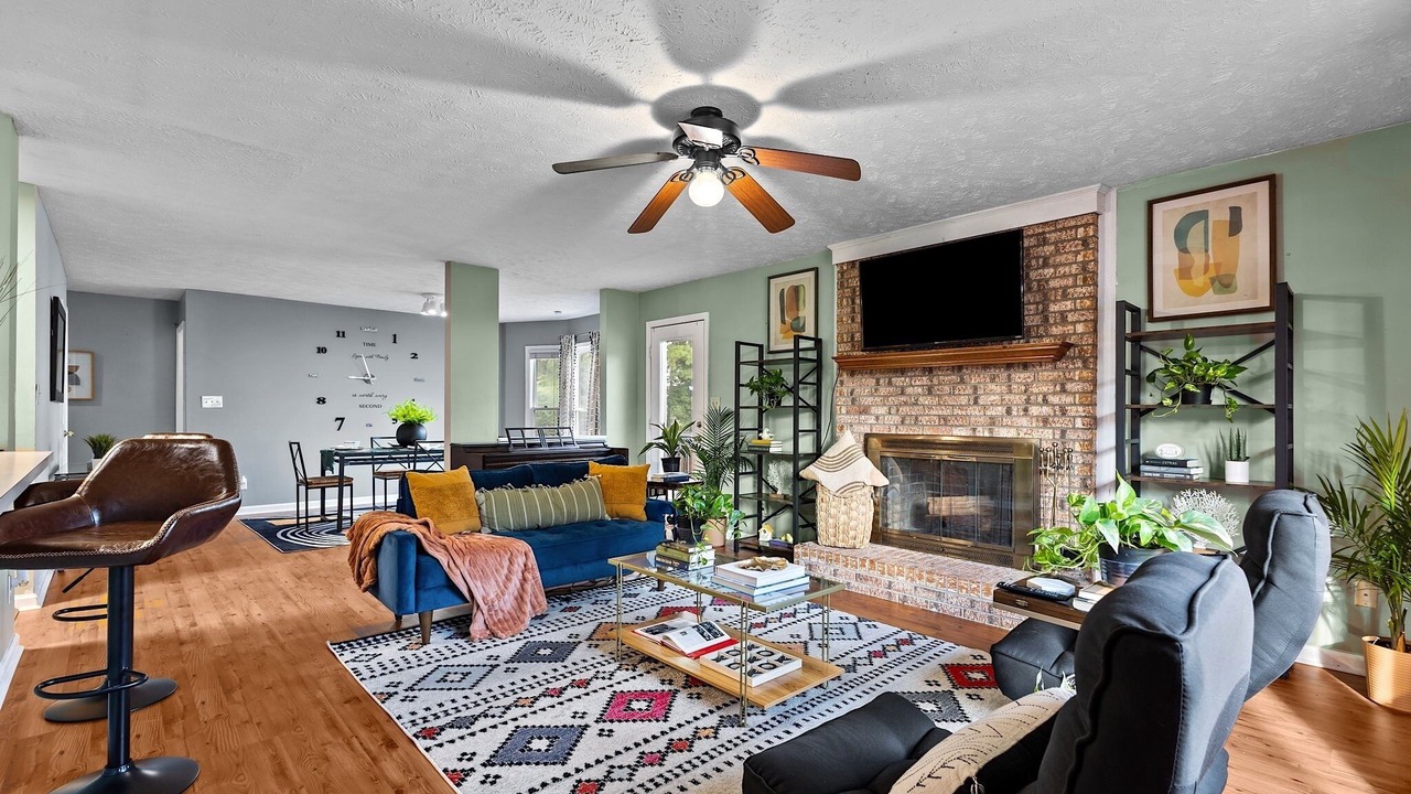 Photo of Livingroom in Pine Forest