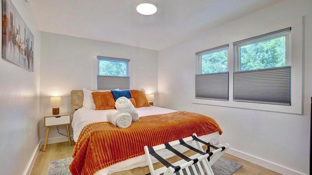 Photo of Bedroom in Downtown