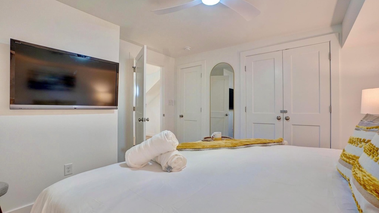 Photo of Bedroom in Downtown