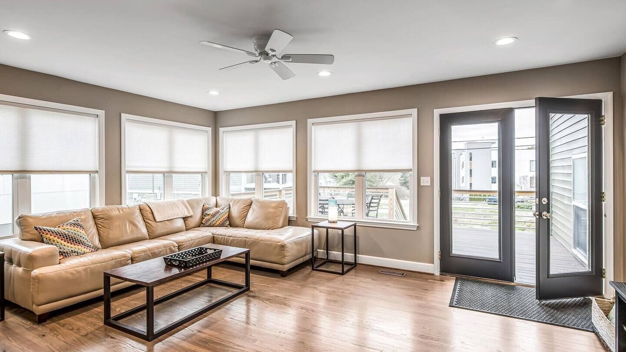 Photo of Livingroom in Berry Hill