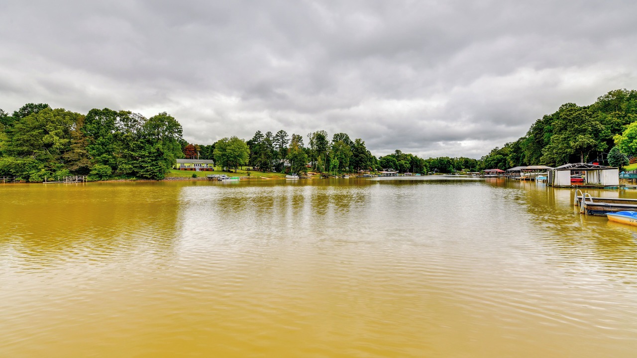Photo of Others in Sherrills Ford