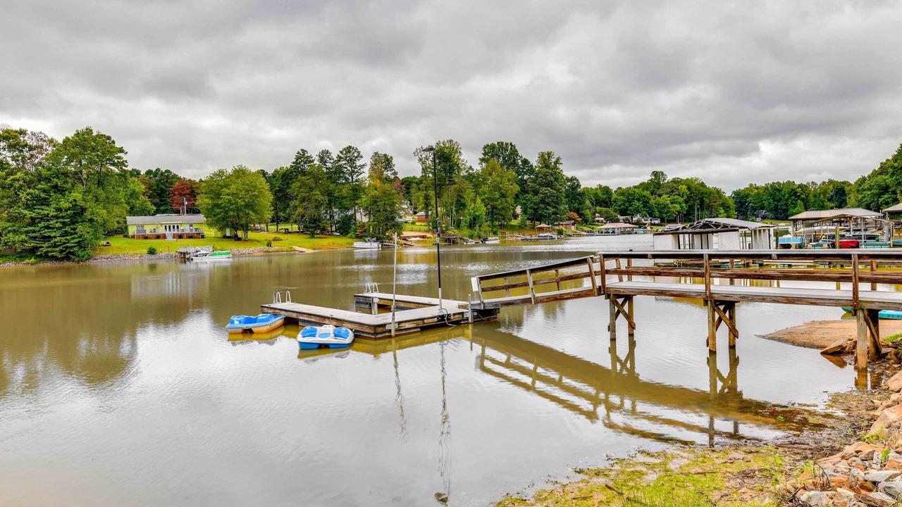 Photo of Others in Sherrills Ford