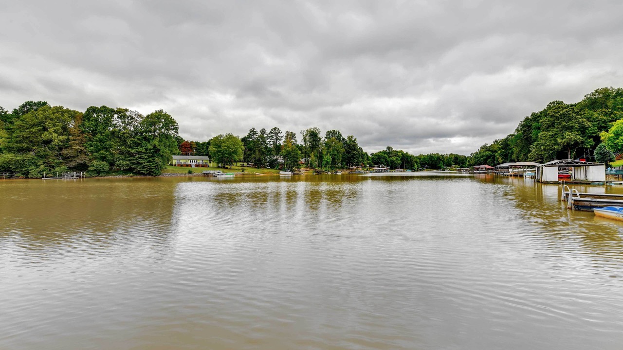 Photo of Others in Sherrills Ford