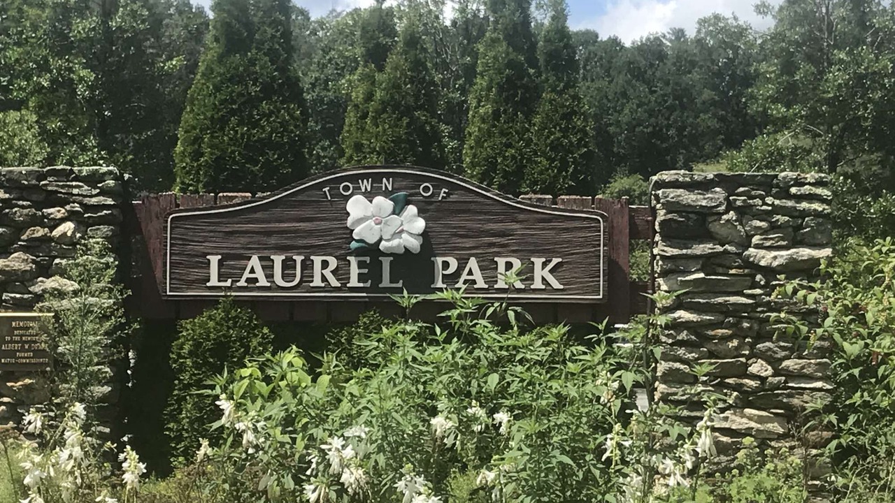 Photo of Outdoor in Laurel Park
