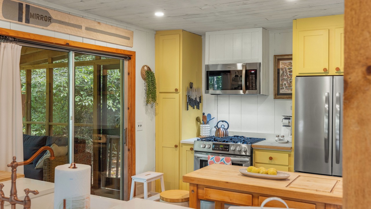 Photo of Kitchen in Mirror Lake