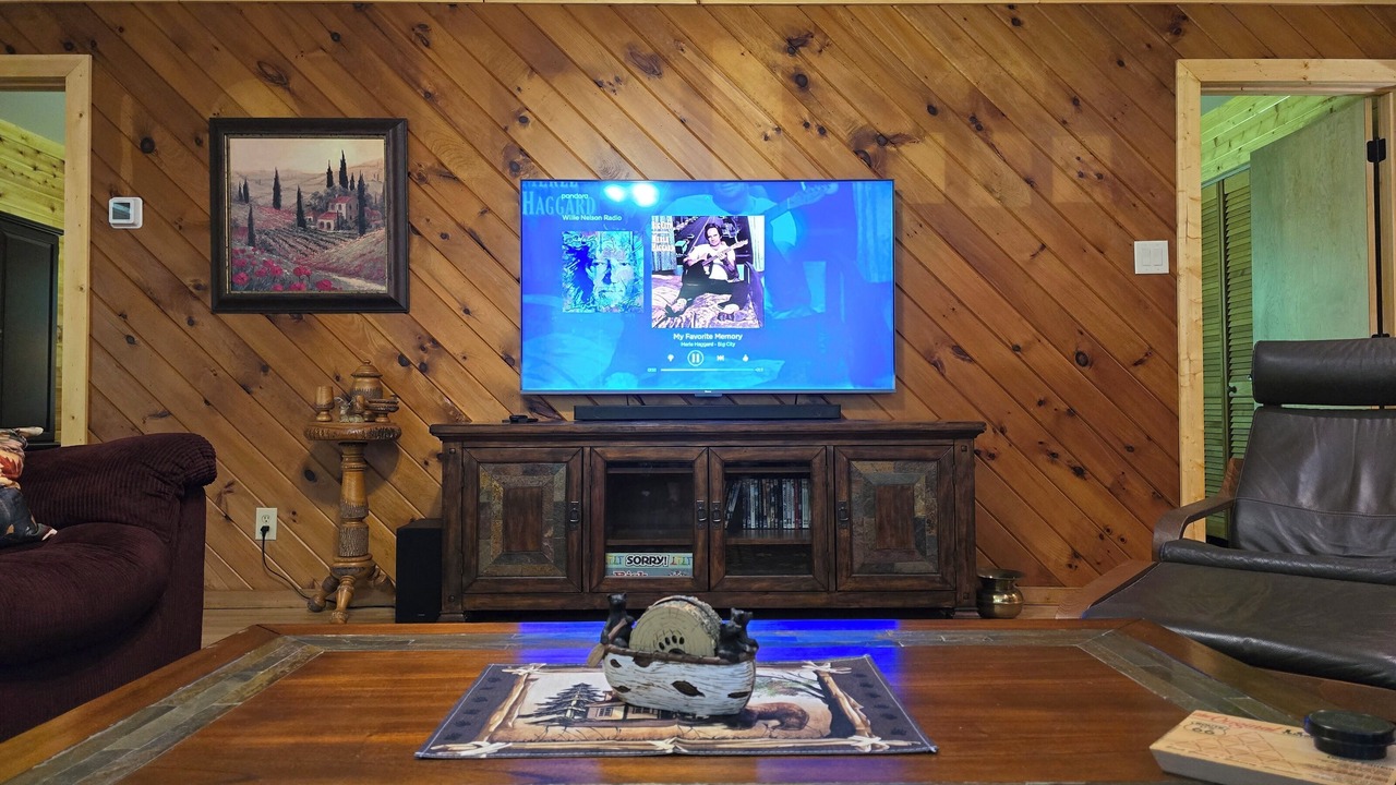 Photo of Livingroom in Robbinsville