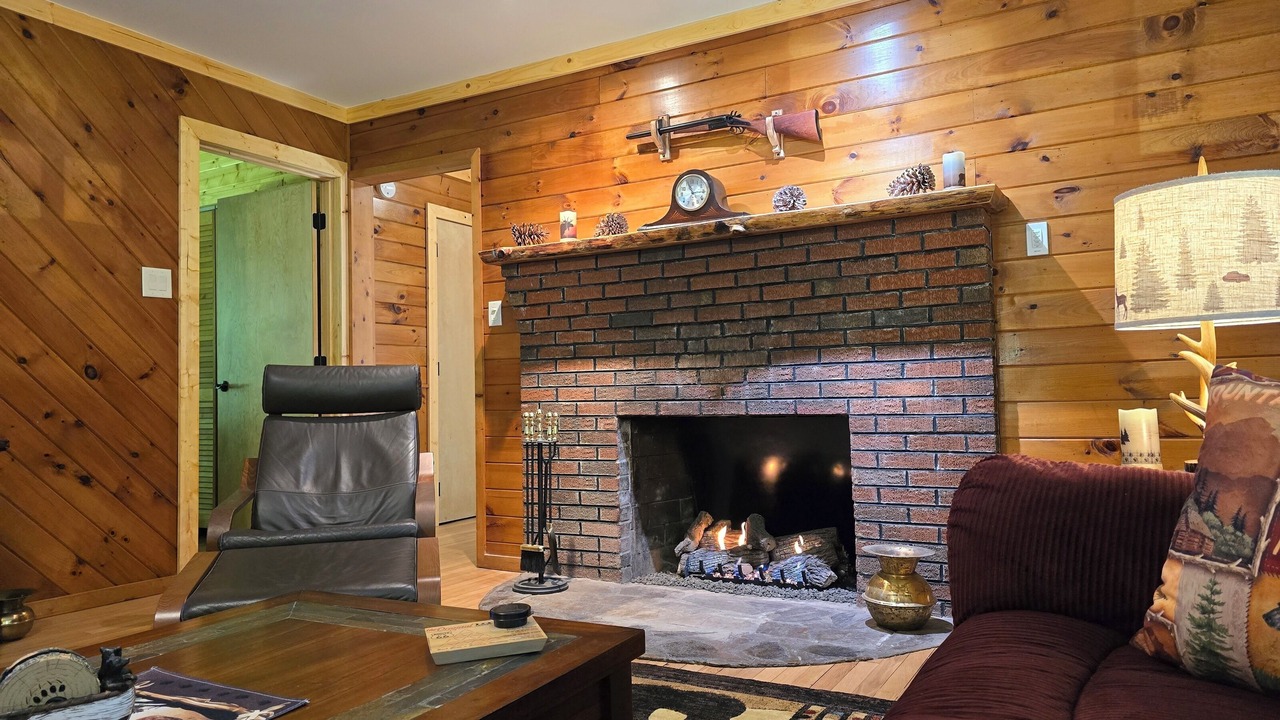 Photo of Livingroom in Robbinsville