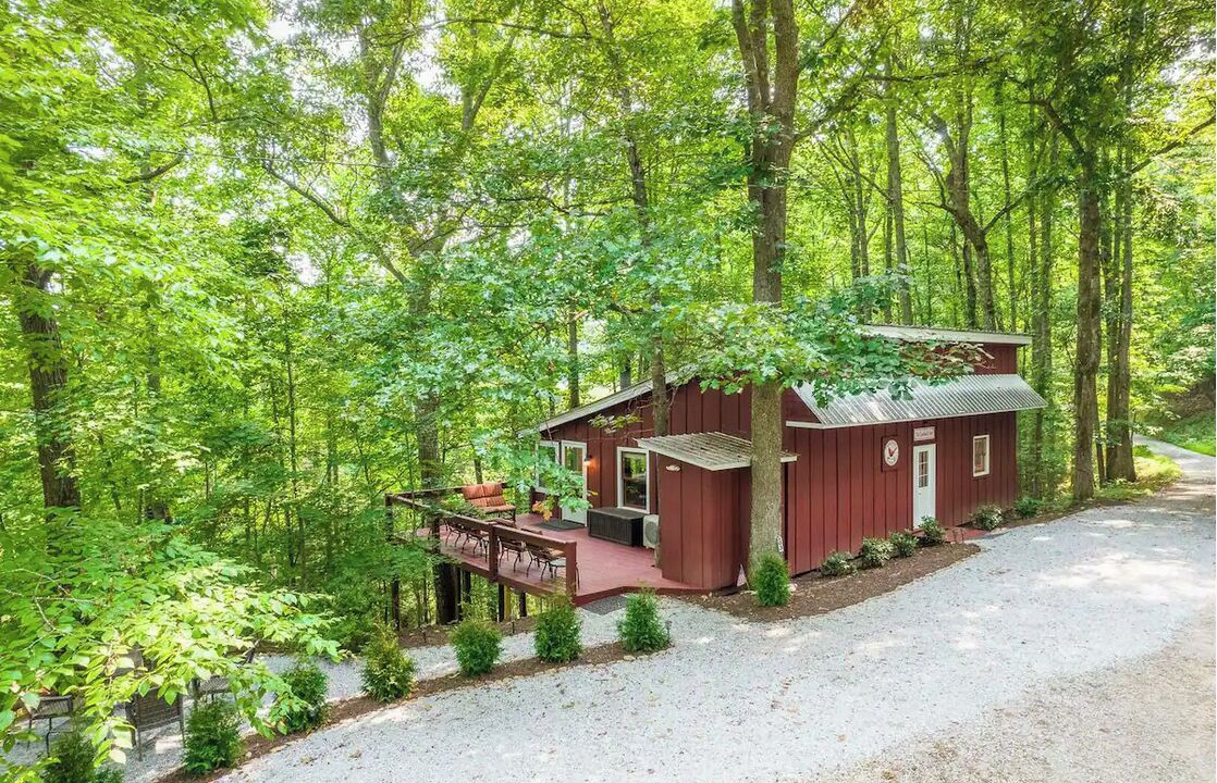 Photo of Outdoor in Clarks Chapel
