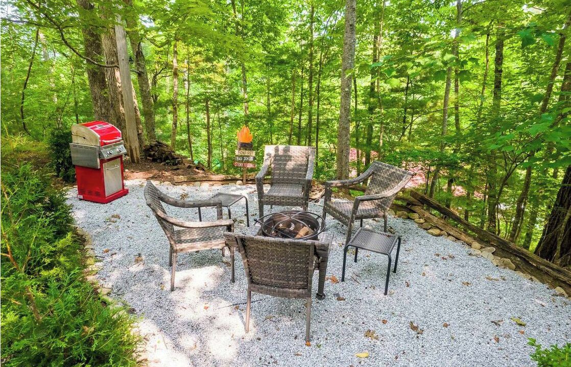 Photo of Outdoor in Clarks Chapel