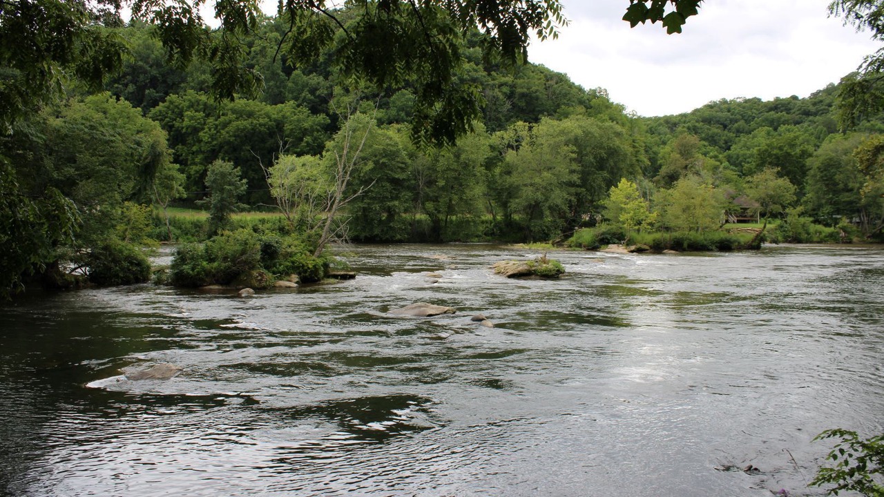 Photo of Others in Cherokee
