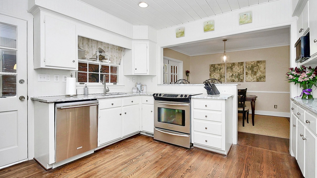 Photo of Kitchen in Barclay Downs