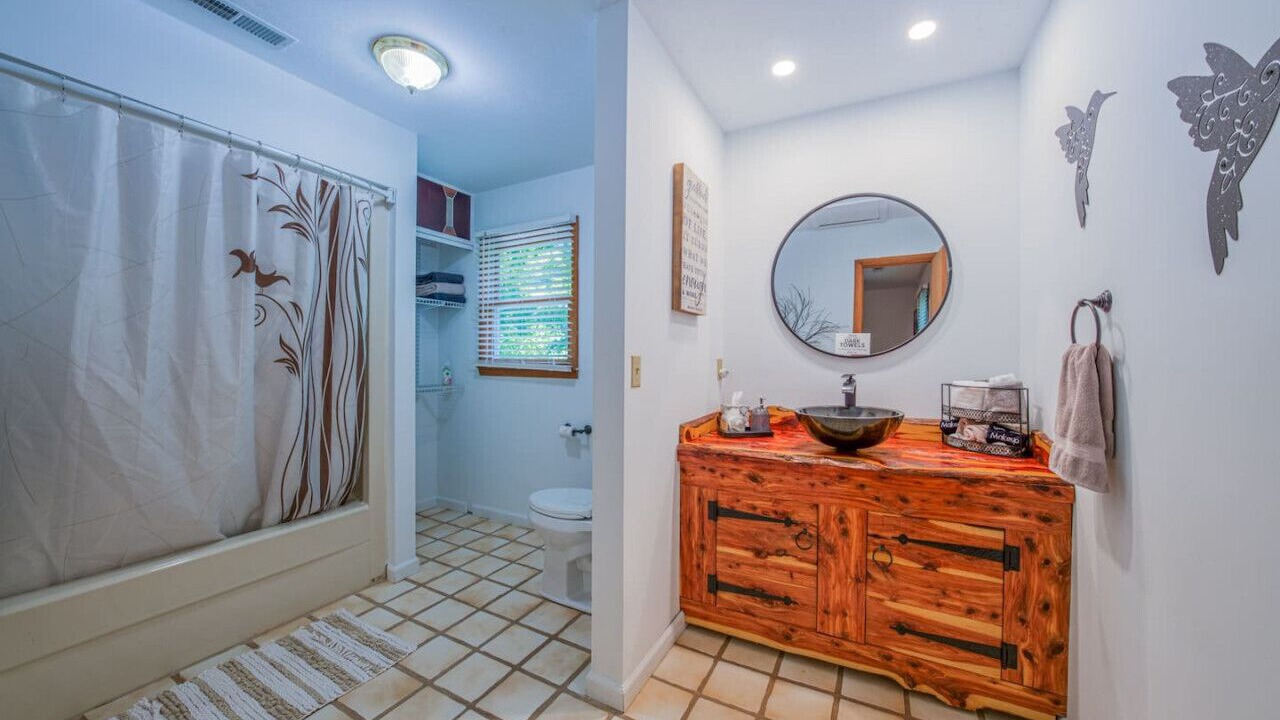 Photo of Bathroom in Lake Lure