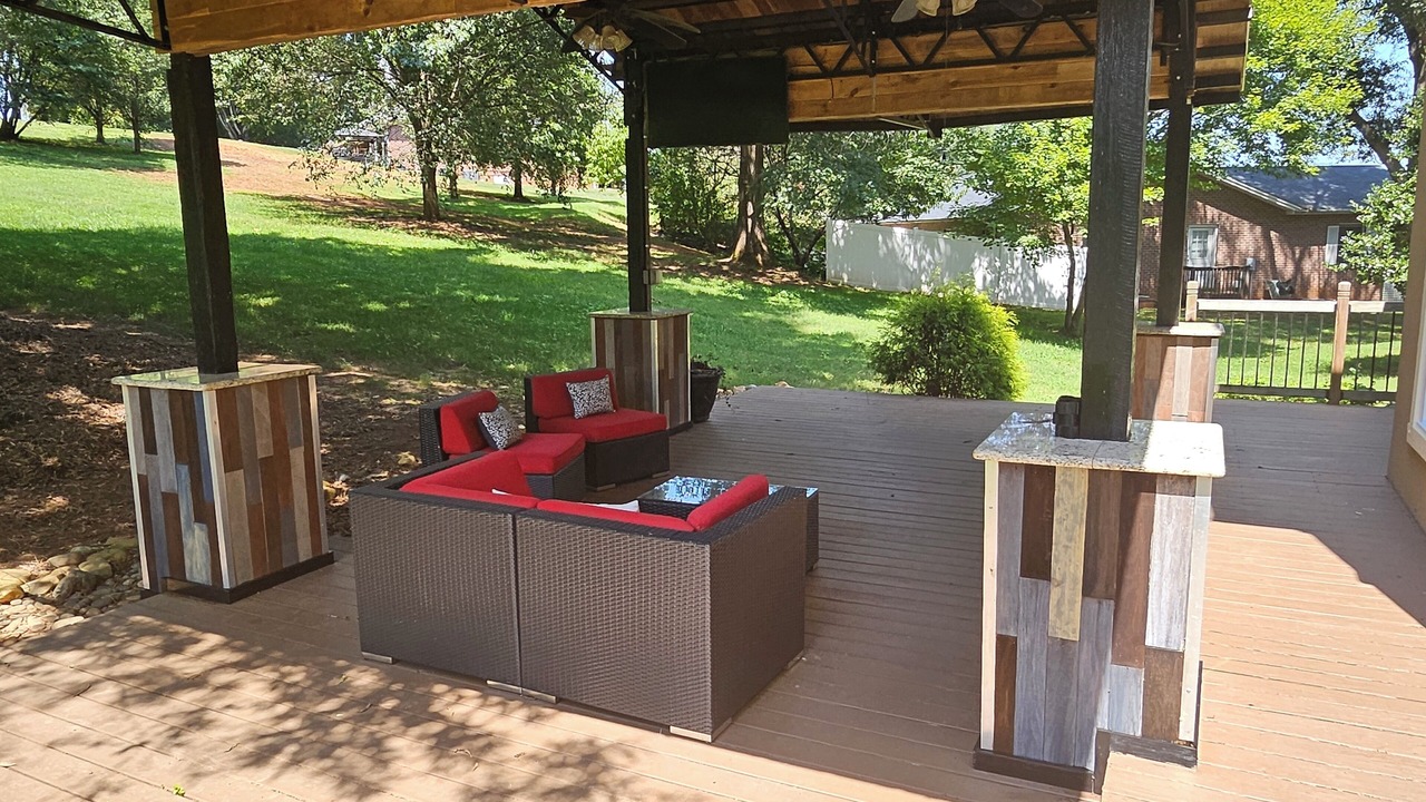 Photo of Outdoor in Hickory