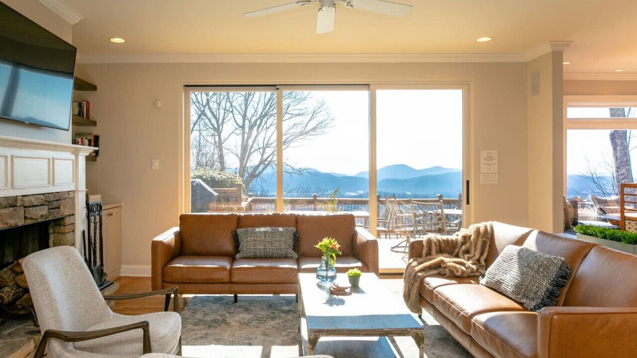 Photo of Livingroom in Skyland