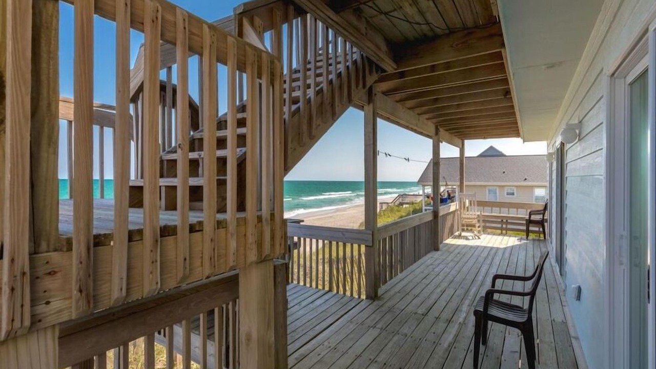 Photo of Patio Balcony in Topsail Beach