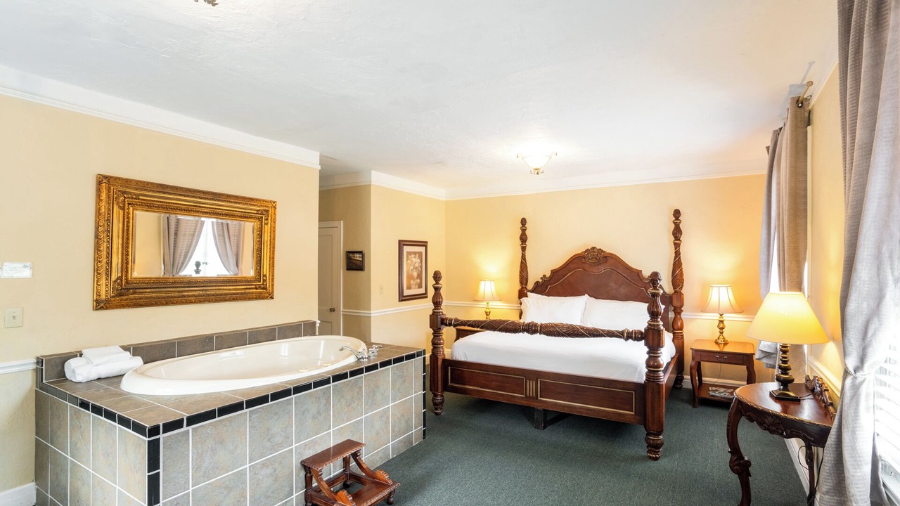 Photo of Bedroom in Lake Lure