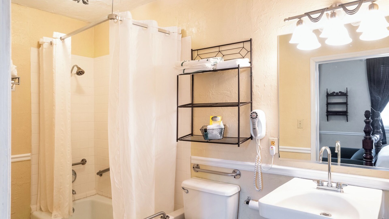 Photo of Bathroom in Lake Lure
