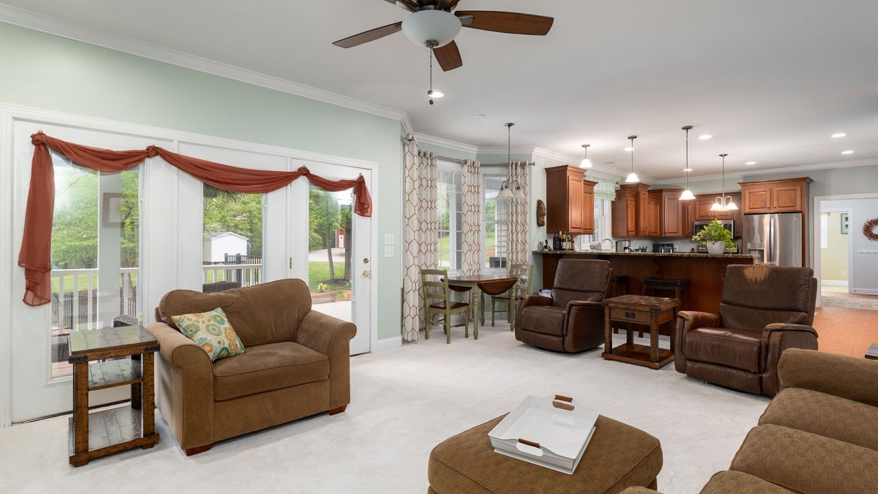 Photo of Livingroom in Union Grove