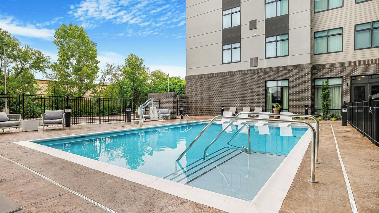 Photo of Outdoor in Metrocenter - North Rhodes Park