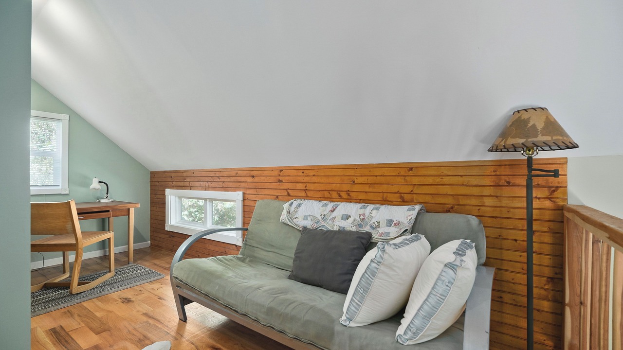 Photo of Livingroom in Smithville