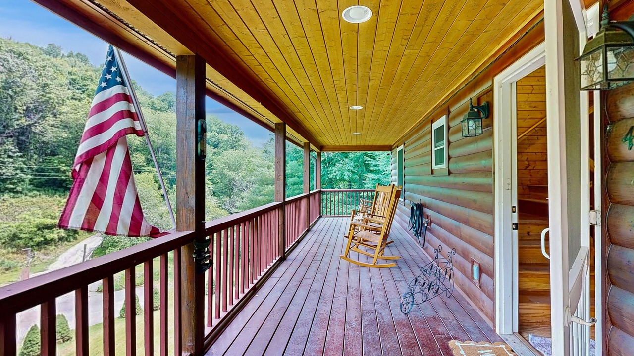 Photo of Outdoor in Grassy Creek