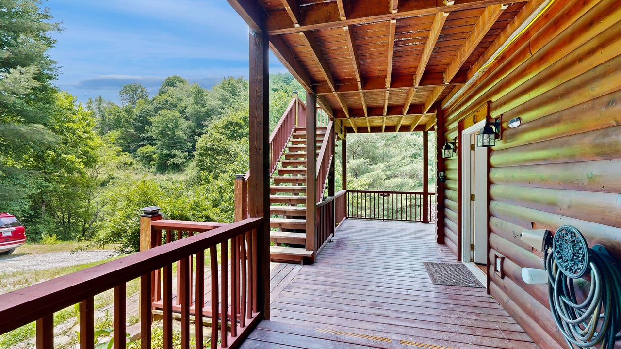Photo of Outdoor in Grassy Creek