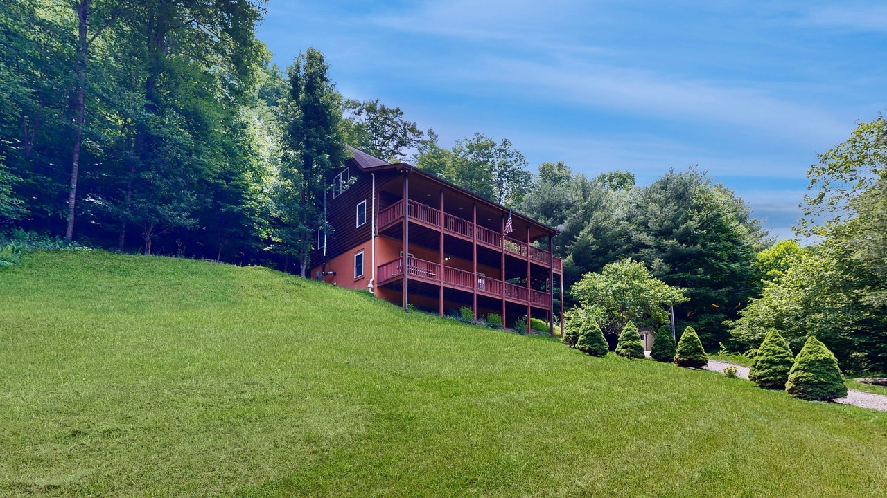 Photo of Outdoor in Grassy Creek