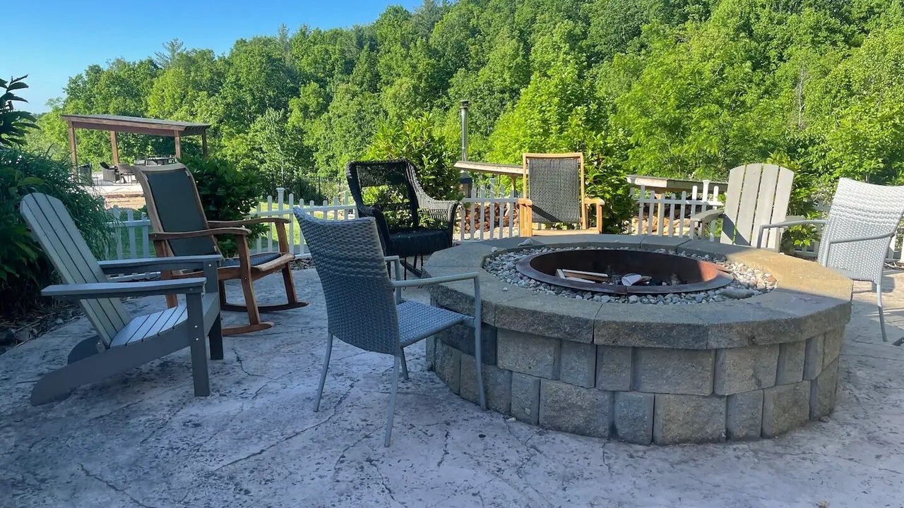 Photo of Patio Balcony in Taylorsville