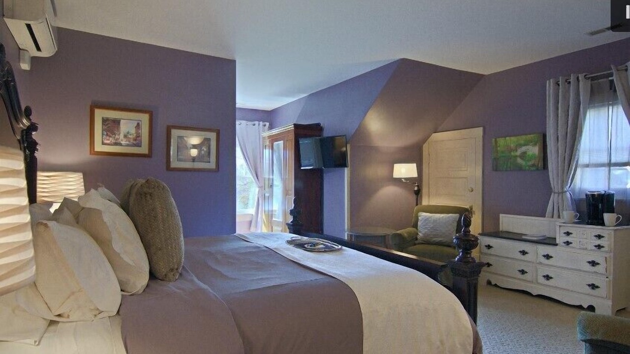 Photo of Bedroom in Asheville