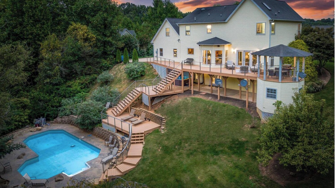 Photo of Outdoor in Candler