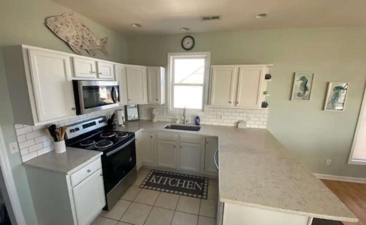 Photo of Kitchen in McCutcheon Field