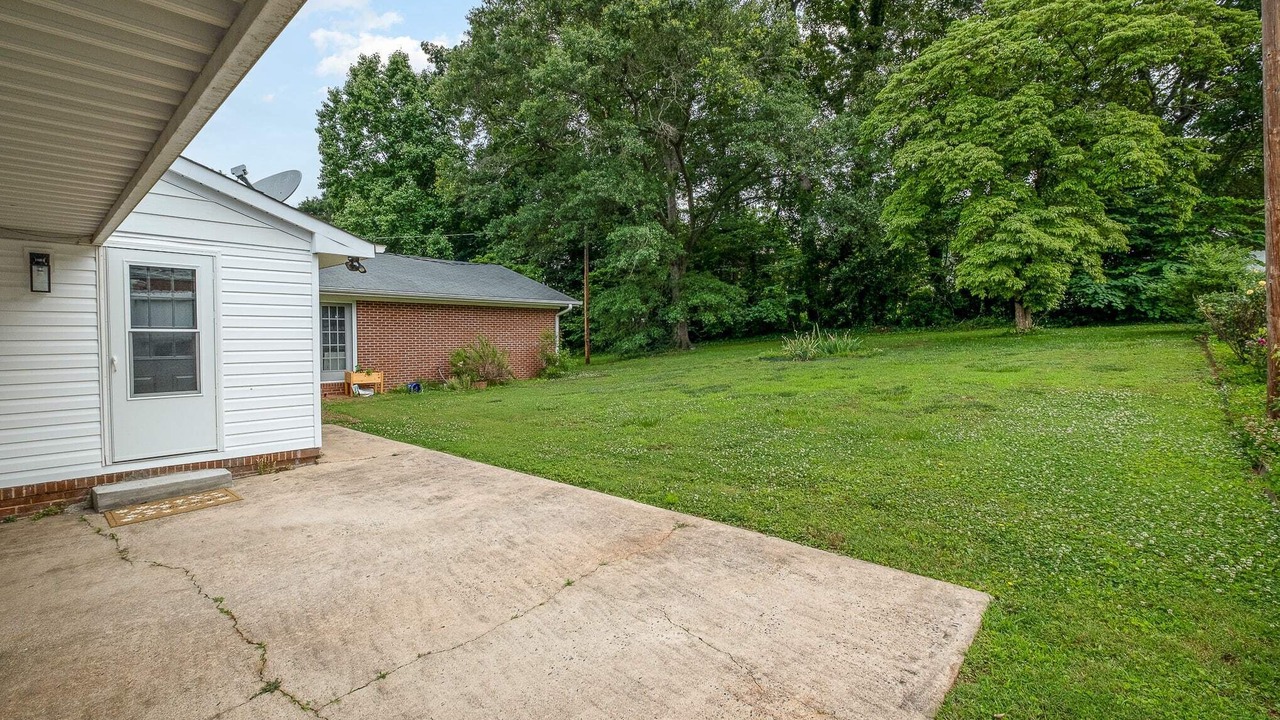 Photo of Outdoor in South Belmont