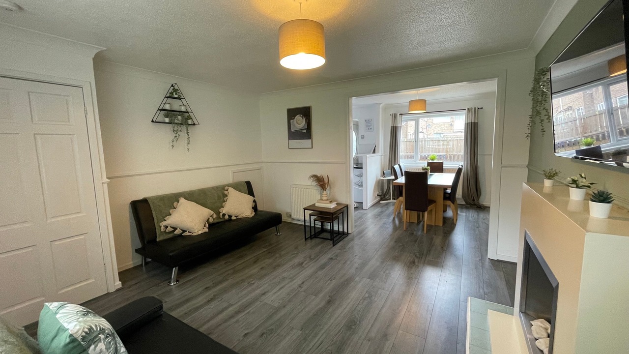 Photo of Livingroom in Newcastle-upon-Tyne