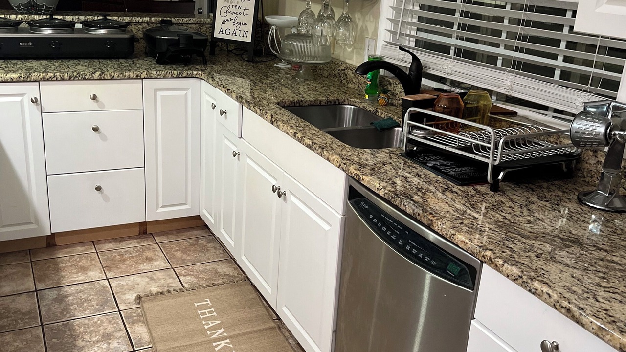 Photo of Kitchen in Clay