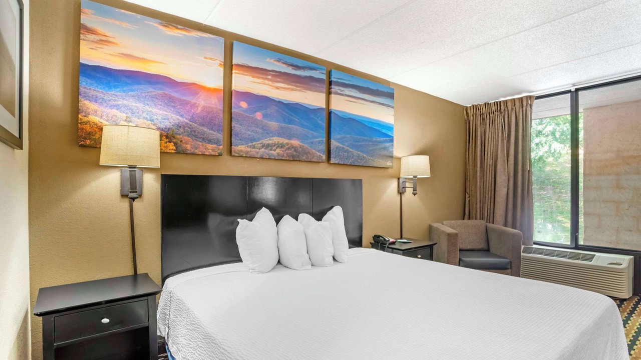 Photo of Bedroom in Wilkesboro