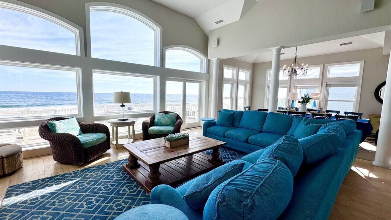 Photo of Livingroom in Corolla