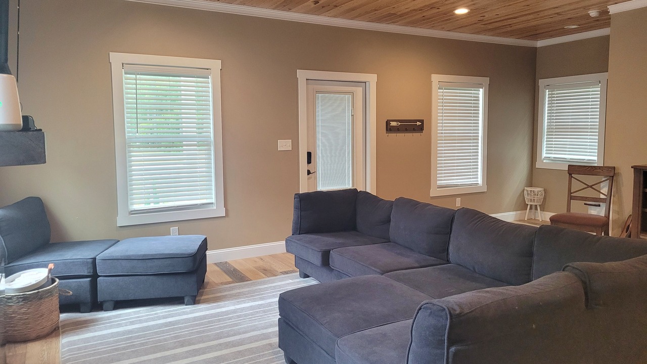 Photo of Livingroom in Minnesott Beach