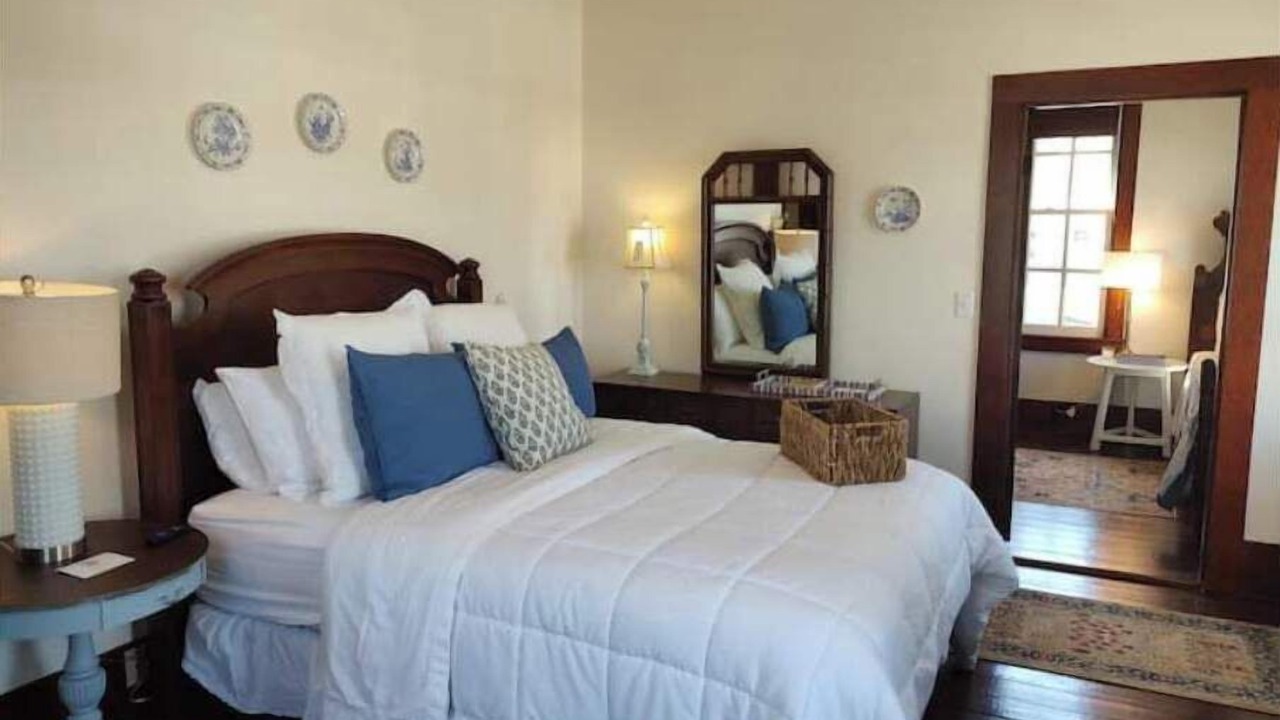 Photo of Bedroom in Manteo