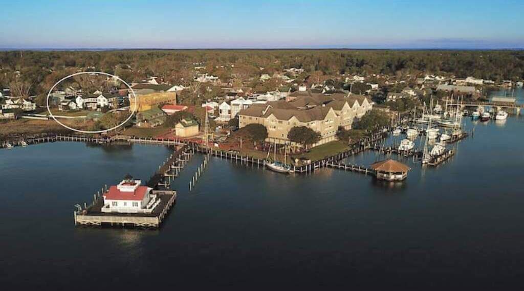 Photo of Others in Manteo