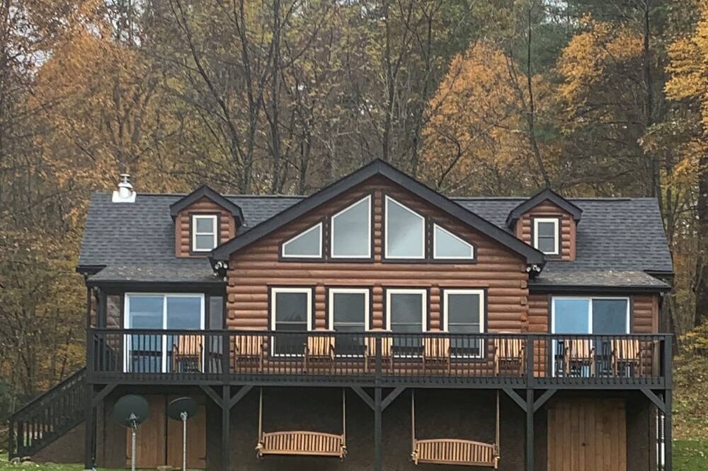 Photo of Outdoor in Canton