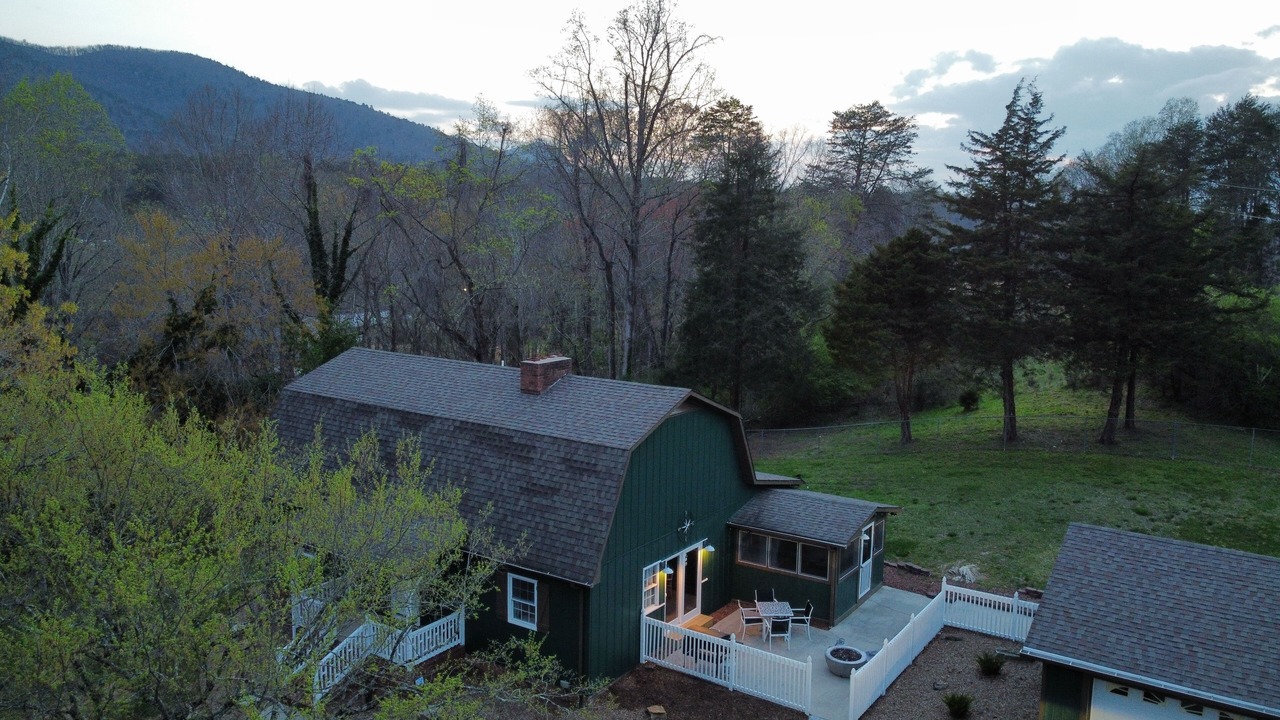 Photo of Outdoor in Stokes