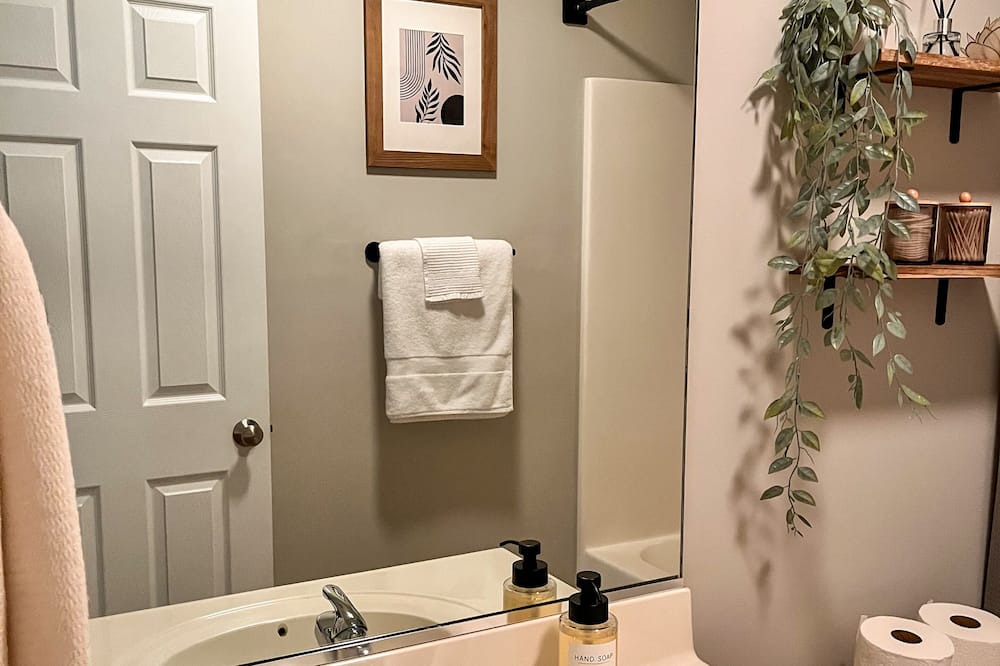 Photo of Bathroom in High Point