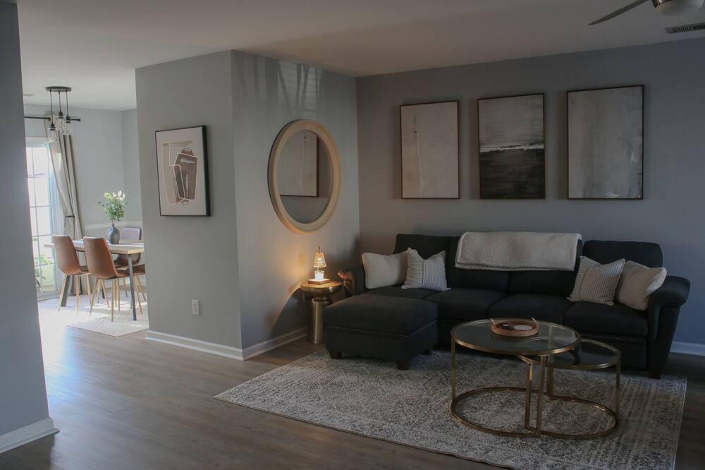 Photo of Livingroom in High Point