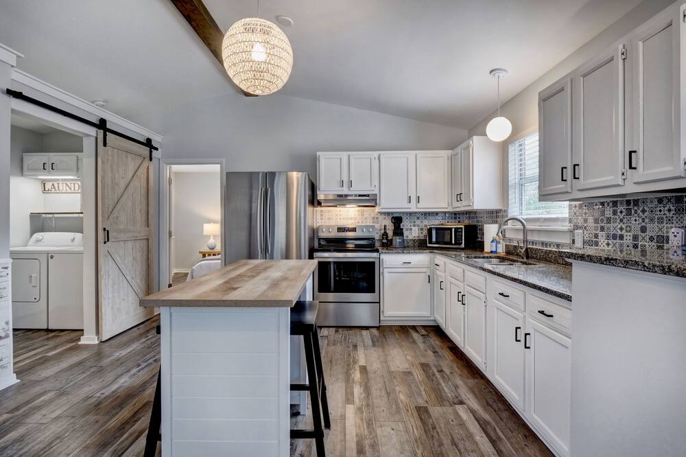 Photo of Kitchen in Wilmington Historic District